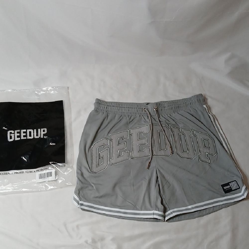 GEEDUP Gray Athletic Shorts with Contrast Stripe